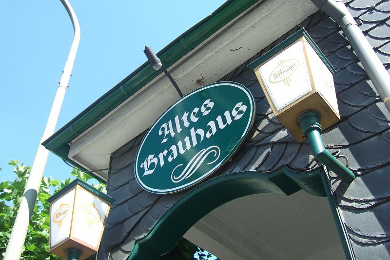 2010-07- (34).JPG - Jetzt haben wir uns aber eine Erfrischung verdient: Brauhaus in der Rauschenmühle